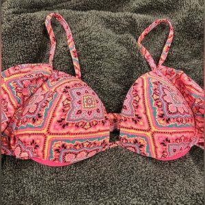 Woman bathing suit top worn once